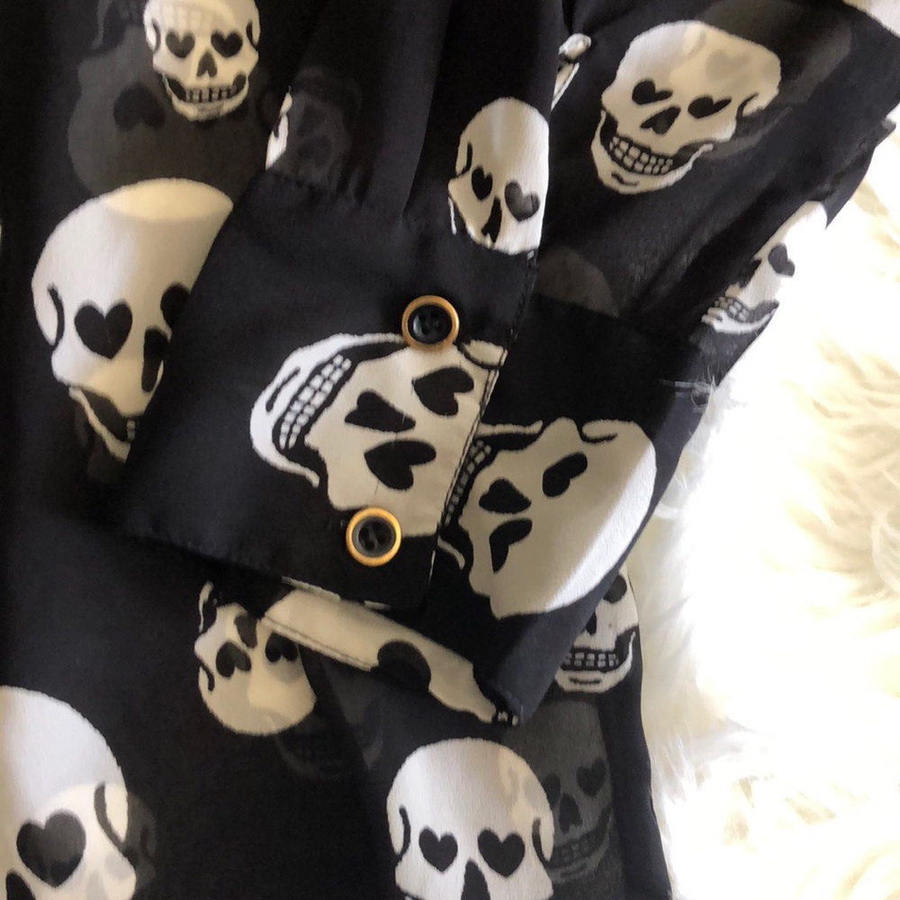 LADIES SHEER LONG SLEEVE 💀 - Picture 4 of 6